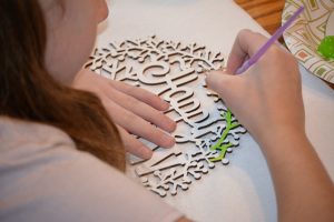 Tips to Keep Your Child Focused over Holiday Break such as crafting